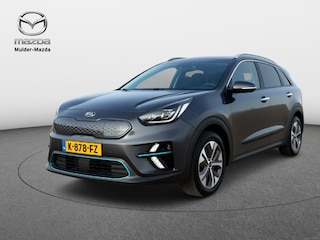 Kia Niro e-Niro ExecutiveLine 64 kWh 3-Fase | JBL audio| Stoelverw | Cam
