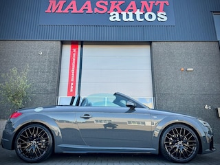 Audi TT Roadster 2.0 TFSI / S-Line / Nano grey / Virtual / Bang & Olufsen / Facelift details / Extremely maintained / THE PERFECT TT!