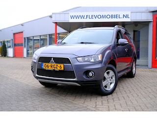 Mitsubishi Outlander 2.0 Intro Edition Clima|LMV|Cruise|