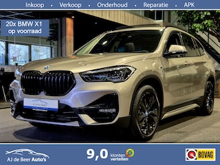 BMW X1 xDrive25e Executive Sportline | Panorama | Trekhaak | Carplay | Stoelverwarming