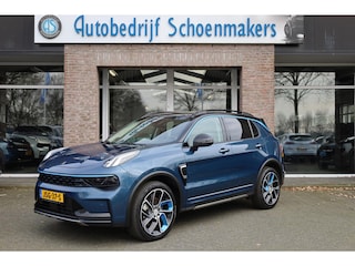 Lynk & Co 01 1.5 261PK! CAMERA STOELVERW. PANO/SCHUIF MEMORY INFINITY DAB NAVI CARPLAY ELEK.ACHTERKLEP 20"LMV