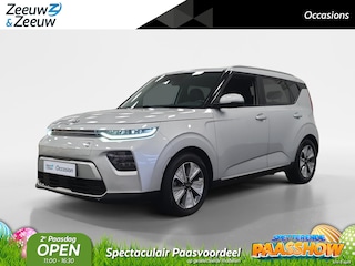 Kia Soul DynamicPlusLine 64 kWh | Groot accupakket | Stoel en stuurverwarming | Climate control | Adaptieve cruise control | Camera | Navigatie | Parkeersensoren achter |