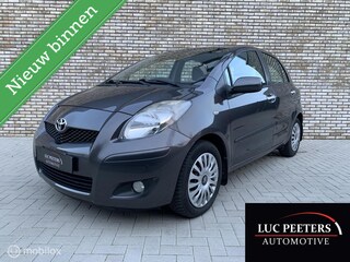 Toyota Yaris 1.3 VVTi Aspiration AUT/NAP/CLIMA/PDC/TREKHAAK!