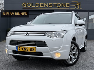Mitsubishi Outlander 2.0 PHEV Executive Edition Trekhaak,Keyless,Camera,Navi,Halfleder,Clima,Cruise,Lm velgen,Dealer Onderhouden,2e Eigenaar,Apk tot 08-2026