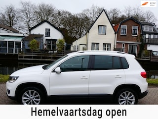 Volkswagen Tiguan 1.4 TSI Sport&Style 161pk 2e eig. Clima Navi Trekhaak 1800kg