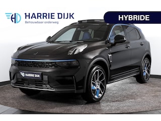 Lynk & Co 01 1.5 PHEV 261PK MY23 | Donkere hemel | 360 Camera | 7.4 kWh Boordlader | S/K-panodak | Adapt. Cruise | Memory | Elek. klep | LM 20" | 4590