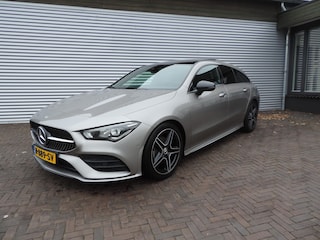 Mercedes-Benz CLA Shooting Brake 180 Business Solution AMG panoramadak night pakket trekhaak vol vol sfeer licht