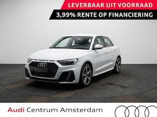 Audi A1 Sportback Advanced edition 25 TFSI 95 pk | Sportstoelen | Ledlampen voor en achter | Optiekpakket zwart plus | Spiegels inklapbaar |