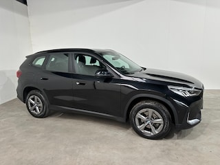 BMW X1 1.8I, S-Drive,,Automaat,PDC,Camera, Navigatie, elec.A.klep, 17 inch.