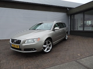 Volvo V70 2.5T Summum