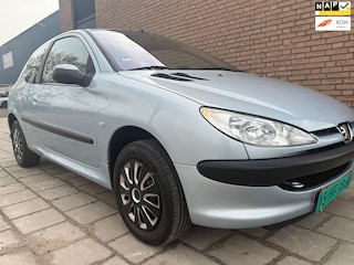 Peugeot 206 1.4 X-line
