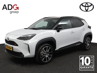 Toyota Yaris Cross 1.5 Hybrid 130 GR SPORT | Trekhaak | Adaptieve Cruise Control | Camera | Stoelverwarming | Alcantara Bekleding |