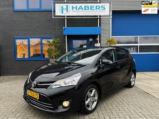 Toyota Corolla Verso 1.8 VVT-i Business 147PK|Origineel NL|Navigatie|AUT|Trekhaak|17INCH|Flippers|Camera|Isofix|Bluetooth|StoelVW|Climate
