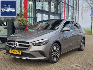 Mercedes-Benz B-klasse 250 e Business Solution Luxury Limited | Afn. Trekhaak | ECC | Panoramadak | PDC + Camera | Stoelverwarming | Leder|
