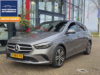 Mercedes-Benz B-klasse 250 e Business Solution Luxury Limited | Afn. Trekhaak | ECC | Panoramadak | PDC + Camera | Stoelverwarming | Leder|