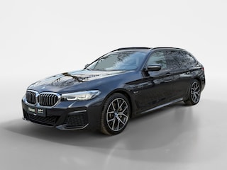 BMW 530e M-Sport I Shuifdak I Trekhaak I Leder | Apple Carplay/Android Auto | DAB | Elektrisch wegklapbare trekhaak