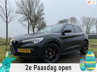 Alfa Romeo Stelvio 2.0 T 310 PK AWD Veloce Automaat / Panoramadak / 20" Velgen / Apple CarPlay-Android Auto / Camera / Navi / LED