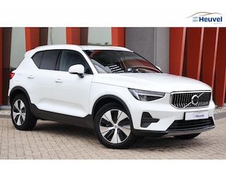 Volvo XC40 T4 Recharge Plus Bright | Stoelverwarming | Trekhaak | Parkeercamera | BLIS | Pilot Assist | Keyless