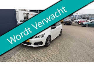 Peugeot 308 SW 1.2i 131pk GT-line 2e eig. Clima Carplay Navi LED Pano Trekhaak