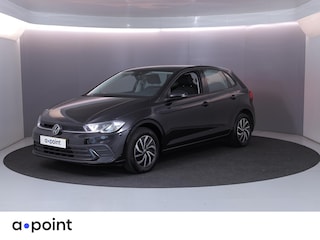 Volkswagen Polo 1.0 TSI Life 95 PK | Navigatie via app | Parkeersensoren voor en achter | LM velgen |