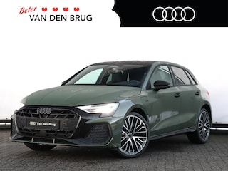 Audi A3 Sportback 40 TFSI e S edition | Ambient Light | 19'' | Achteruitrijcamera | Elektr. inkl. buitenspiegels | Zwarte accenten |