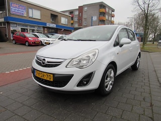 Opel Corsa 1.2 16V 86pk 5Drs Berlin