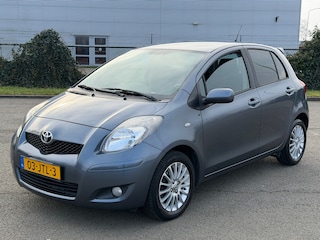Toyota Yaris 1.3 VVTi Dynamic Airco - Frisse auto