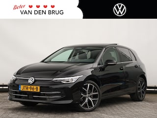 Volkswagen Golf 1.5 eHybrid Style Edition 204 PK Automaat | Panoramadak | Elektronisch wegklapbare trekhaak | 18 inch velgen | Stoel- en stuurverwarming | Camera | Memory stoel met massage | Origineel Nederlands