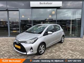 Toyota Yaris 1.5 Hybrid Trend | Trekhaak | Navigatie | Lichtmetalen Velgen | Handsfree Sleutel |