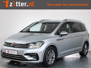 Volkswagen Touran 1.5 TSI Highline R-line 7-Persoons, Trekhaak, ACC, Stoel/Stuurverwarming, Keyless