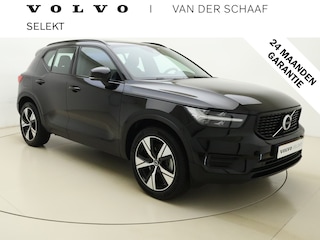 Volvo XC40 T4 211pk Recharge R-Design / Panoramadak / Trekhaak / 19'' + All Season / Keyless / Nubuck / Keyless / Stoel + Stuurw. Verwarming / PDC + Camera / DAB /