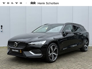 Volvo V60 B4 Automaat Essential Edition | 19" Lichtmetalen velgen | Lederen bekleding | Climate Pack | Driver Assist Pack | Trekhaak semi elektrisch inklapbaar | Extra getint glas achter | Dubbel geïntegreerde eindpijp | Bright exterieurdetails