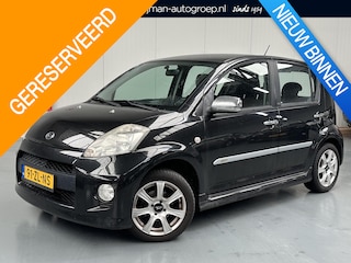 Daihatsu Sirion 2 1.3-16V Sport leuke sportieve auto, slechts 93000km! word geleverd met nieuwe APK
