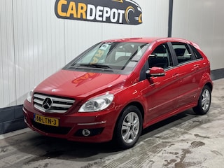 Mercedes-Benz B-klasse 200 Zeer Netjes Automaat trekhaak Airco