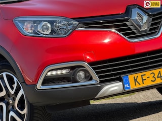 Renault Captur 0.9 TCe Xmod - Rouge Flamme/Noir Etoile - Topstaat