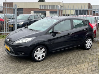 Ford Fiesta 1.4 Trend 5 deurs 97PK NL AUTO NAP 2e eigenaar! Airco l MTF-stuur l Trekhaak l Elek pakket l Leuke auto inruil koopje!