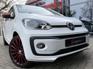 Volkswagen Up 1.0 75PK *!* HIGH UP *!* ECC/ NAVI/ CRUISE/ 17 INCH/ PDC/ 59 DKM *!*