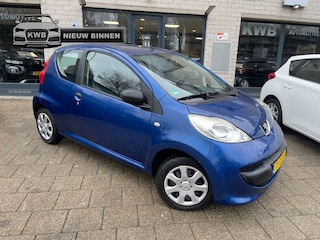 Peugeot 107 1.0-12V 3Drs Weinig Kilometers Apk