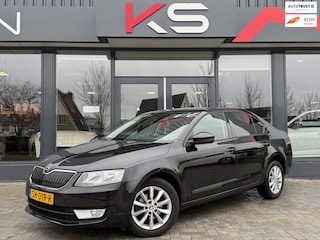 Skoda Octavia 1.2 TSI Greentech Ambition Businessline Navi DSG Pdc