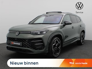 Volkswagen Tayron 1.5 eHybrid R-Line Edition 272PK DSG Pano-Schuifdak, Trekhaak, 20" LM Velgen, Leder, Memorystoel, Stoelverwarming & Koeling, Head-Up Display, 360gr. Camera, Harman Kardon Audio, Navi