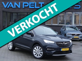 Opel Grandland X 1.2 Turbo Business Executive Pano