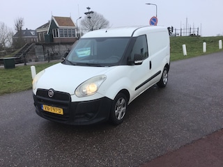 Fiat Doblò 1.3 MJ L1H1 Actual Bj2015/210000km