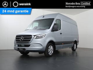 Mercedes-Benz Sprinter 319 CDI | Aut. | L2 H2 | Select | LED Koplampen | 3-zits | Achteruitrijcamera | Navigatie | Apple Carplay/Android Auto | 3500 KG. AHW | Distronic Plus | LM Velgen | Certified