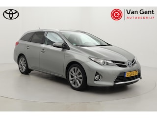 Toyota Auris Touring Sports 1.8 Hybrid Lease Pro | Panoramadak | Navigatie | Stoelverwarming | Parkeersensoren voor/achter | Cruise Control | Clima | Camera | 17 inch | Bluetooth