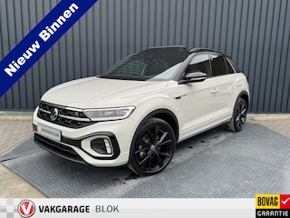Volkswagen T-Roc 1.5 TSI R-Line Business | Trekhaak afnb. | Panodak | Keyless | Elk. A-klep | Side Assist | IQ Light | Prijs Rijklaar!!