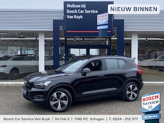 Volvo XC40 Recharge P8 AWD R-Design / Automaat / NL-Auto / Dealer-Onderhouden / Pilot-Assist / Standkachel / Stuur- en Stoelverwarming / Elektr.-Wegklapbare Trekhaak / LED / Keyless / Dodehoek-Detectie / Elektr.-Achterklep / Apple-Carplay & Android-Auto / DAB Radio-Bluetooth / Navi / PDC V+A / 19'' LMV / ENZ.