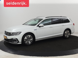 Volkswagen Passat 1.4 TSI PHEV GTE | Stoelverwarming | Camera | Adaptive cruise | Massage | Matrix LED | Carplay | Navigatie | Parkeerhulp | Plug In