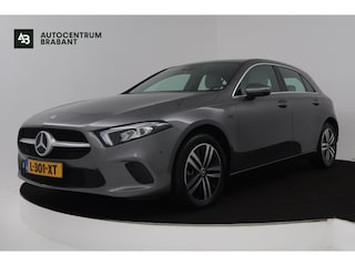 Mercedes-Benz A-klasse 250 e Business Solution Luxury Limited (SFEERVERLICHTING, STOELVERWARMING, ACHTERUITRIJCAMERA, SENSOREN)