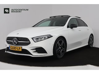 Mercedes-Benz A-klasse 180 Business Solution AMG (PANORAMADAK, STOELVERWARMING, ACHTERUITRIJCAMERA, PARKEERSENSOREN)