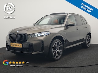 BMW X5 xDrive50e M Sport Plug In Hybrid 490pk Dealer O.H. PHEV | Panodak | Luchtvering | Laser LED | Head Up | Adaptive Cruise | 360 Camera | Lederen Sportstoelen Memory & Ventilatie | Bekerhouders Verwarmd & Gekoeld | Harman & Kardon